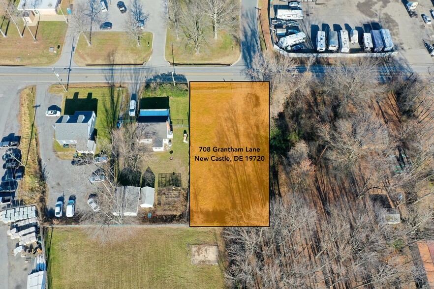 708 Grantham Ln, New Castle, DE for sale - Aerial - Image 2 of 14