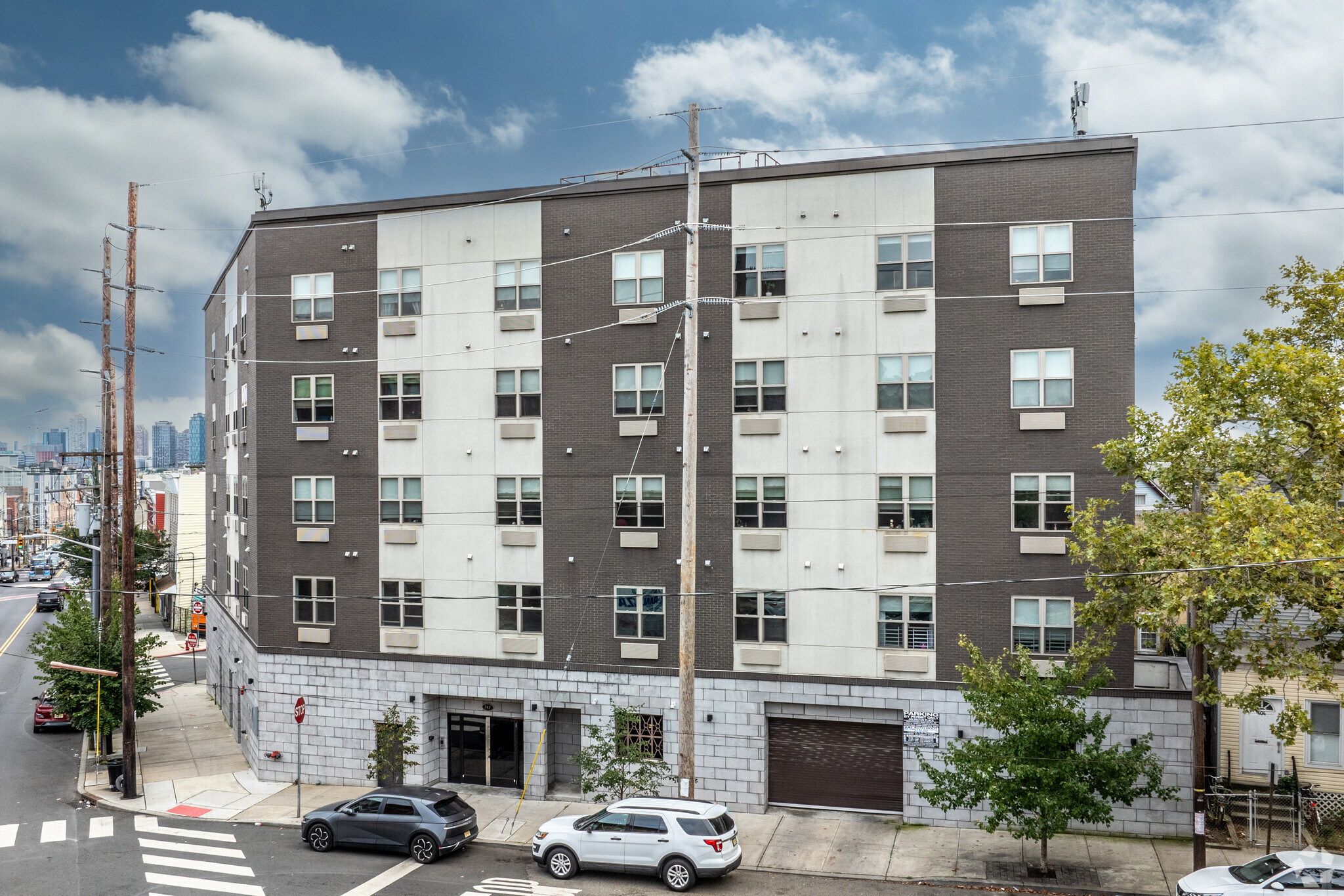 747 Grand St, Jersey City, NJ for sale Primary Photo- Image 1 of 32