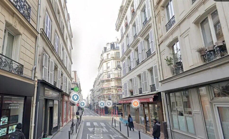 Retail in Paris for lease - Building Photo - Image 1 of 2