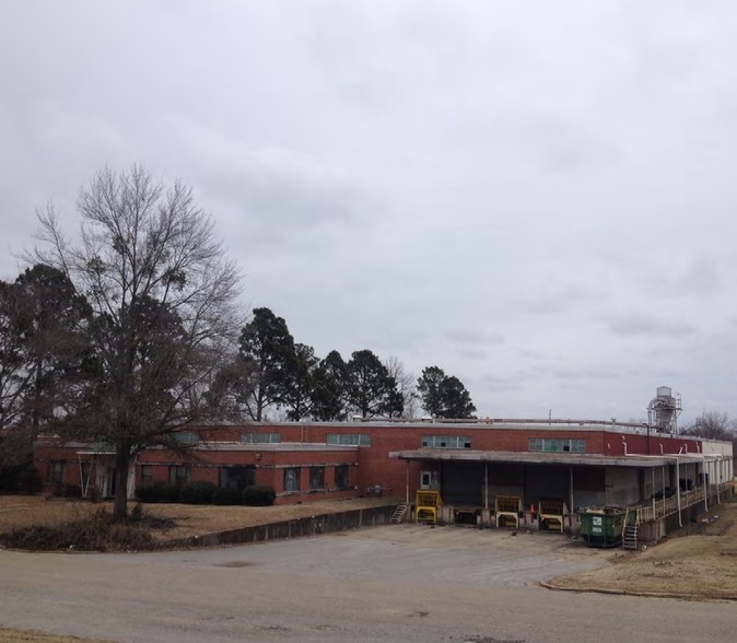 1590 N Green St, Tupelo, MS for sale - Primary Photo - Image 1 of 1