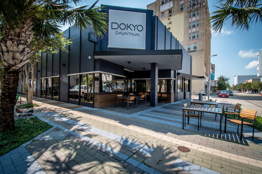 424 N Chaparral St, Corpus Christi, TX for sale - Building Photo - Image 1 of 13