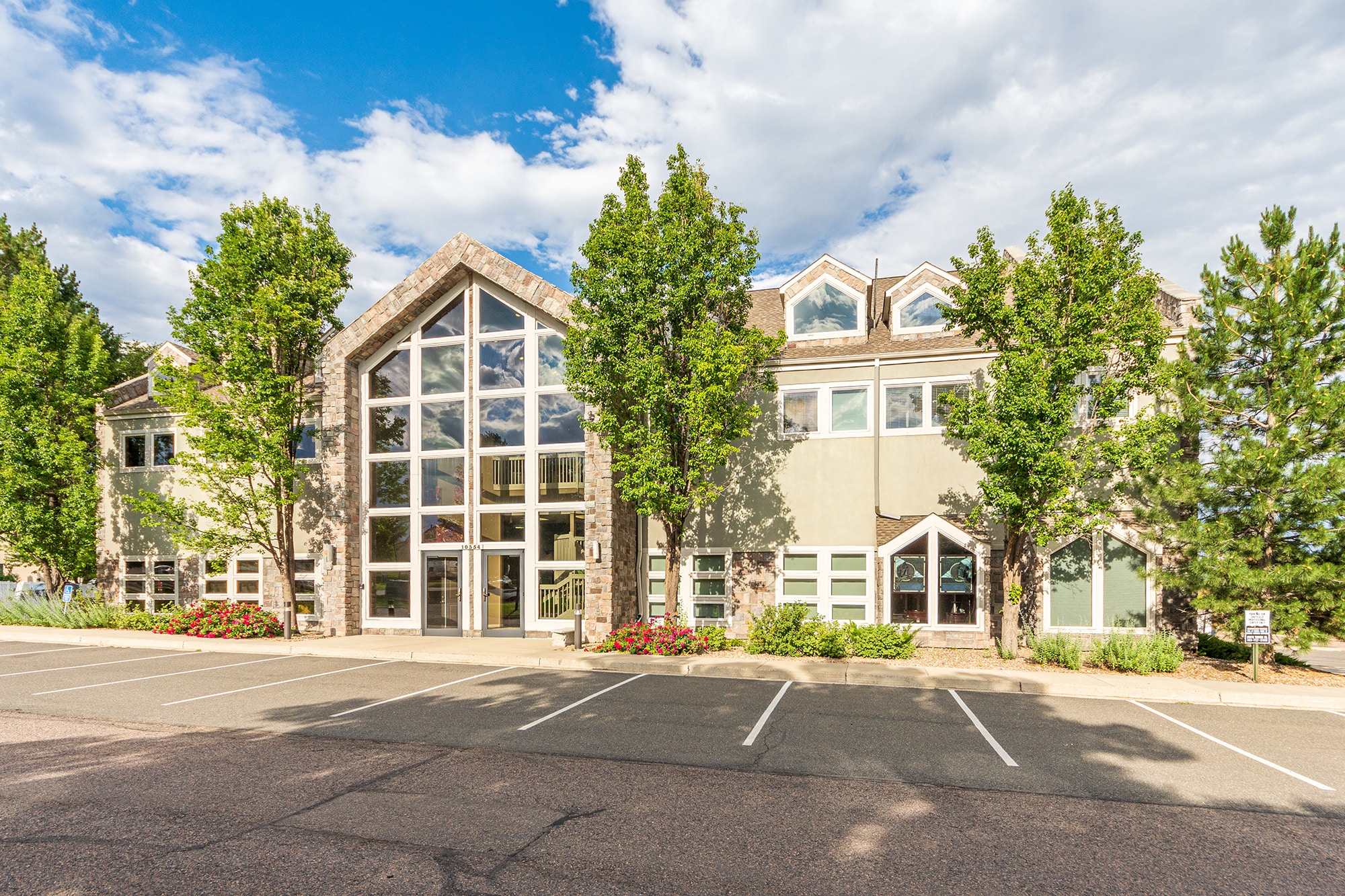 10354 W Chatfield Ave, Littleton, CO for lease Building Photo- Image 1 of 11