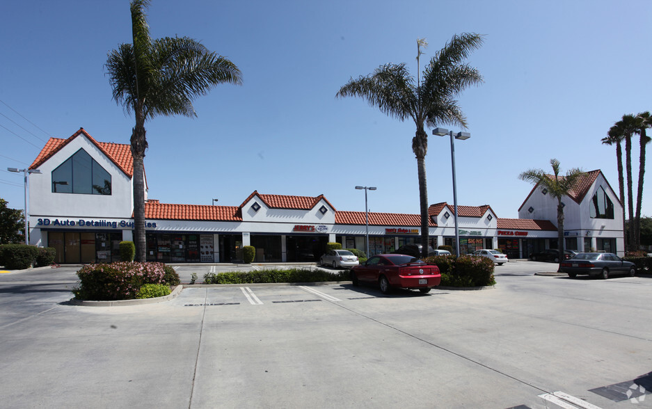 2550 E Vineyard Ave, Oxnard, CA for sale - Primary Photo - Image 1 of 1