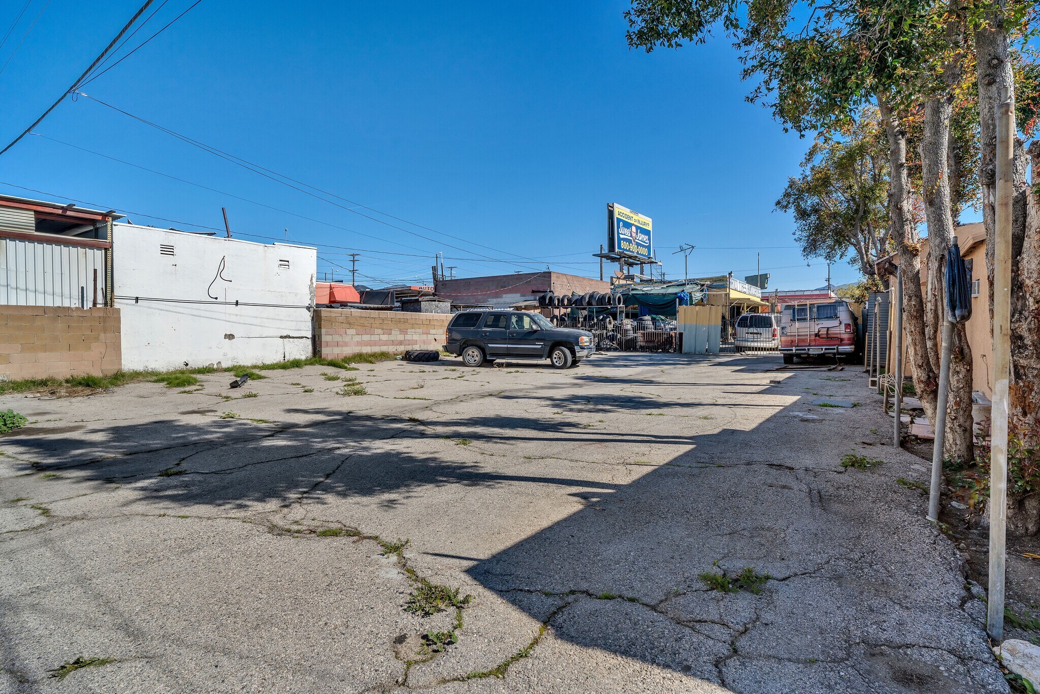 10741 San Fernando Rd, Pacoima, CA for sale Primary Photo- Image 1 of 7