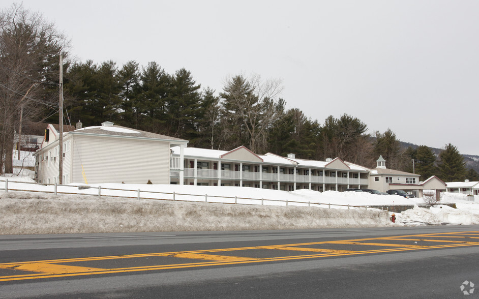 2159 Canada St, Lake George, NY for sale - Primary Photo - Image 1 of 1