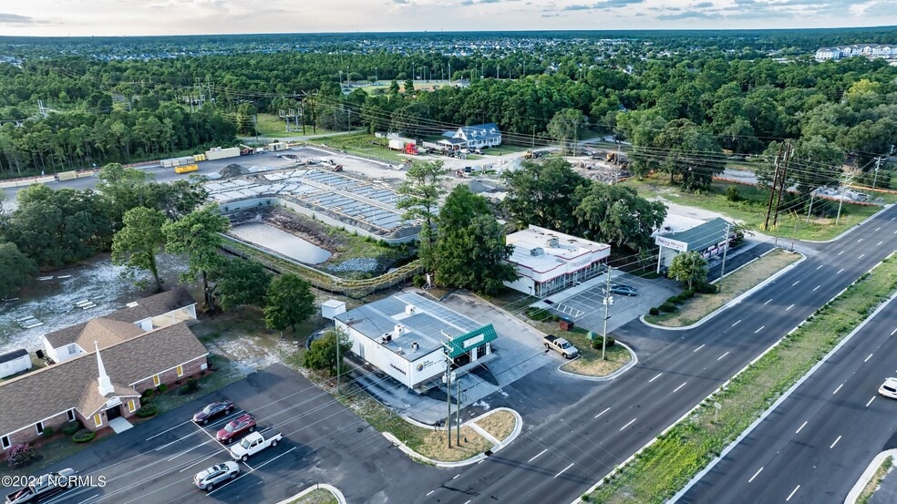 7015 Market St, Wilmington, NC for sale - Building Photo - Image 2 of 29