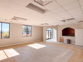 100 Hunters Ln, Tullahoma, TN for lease Interior Photo- Image 1 of 5