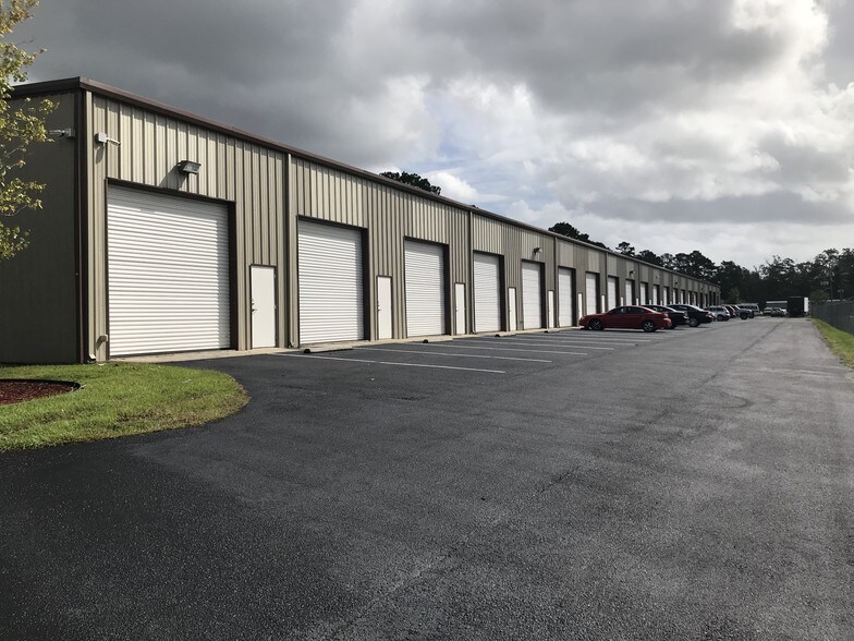 20 Bryce Industrial Dr, Savannah, GA for lease - Primary Photo - Image 1 of 5