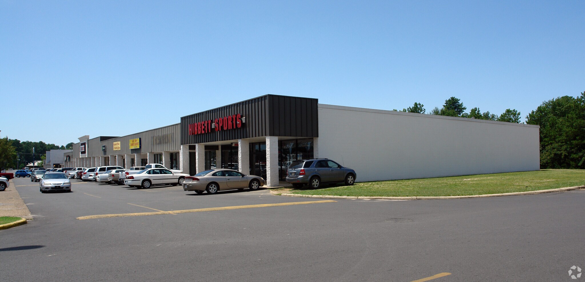 201-343 N Fredrick St, Magnolia, AR for sale Primary Photo- Image 1 of 1