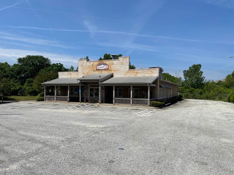 1936 S College St, Auburn, AL 36832