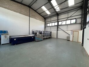 Bruce St, Blackburn for lease Interior Photo- Image 2 of 4