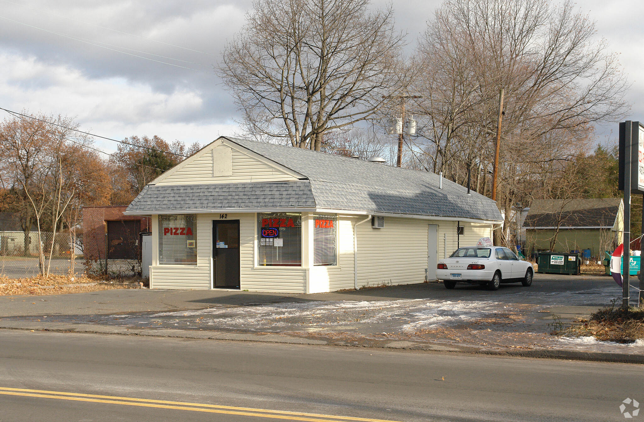 142 East St, Plainville, CT for sale Primary Photo- Image 1 of 1