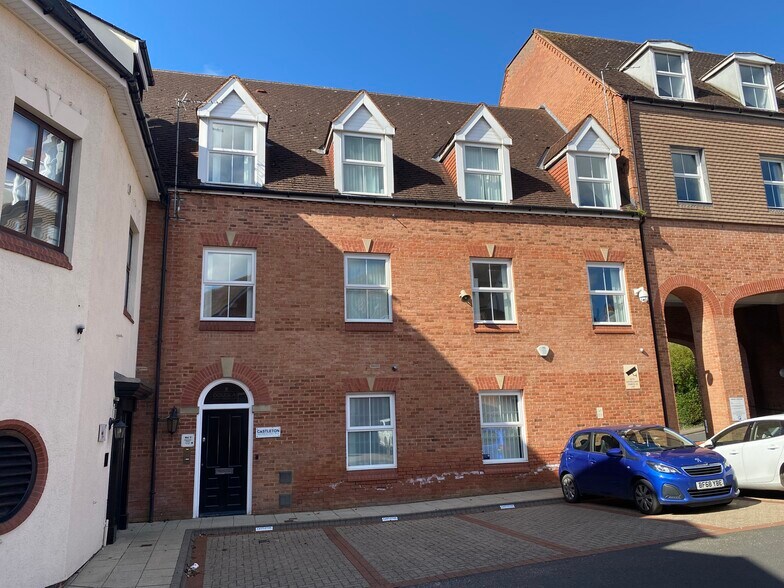 Emmanuel Ct, Sutton Coldfield for lease - Building Photo - Image 1 of 4