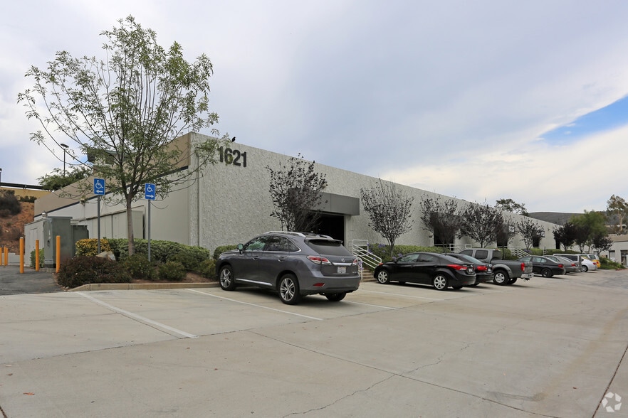 La Costa Meadows portfolio of 8 properties for sale on LoopNet.com - Building Photo - Image 2 of 8