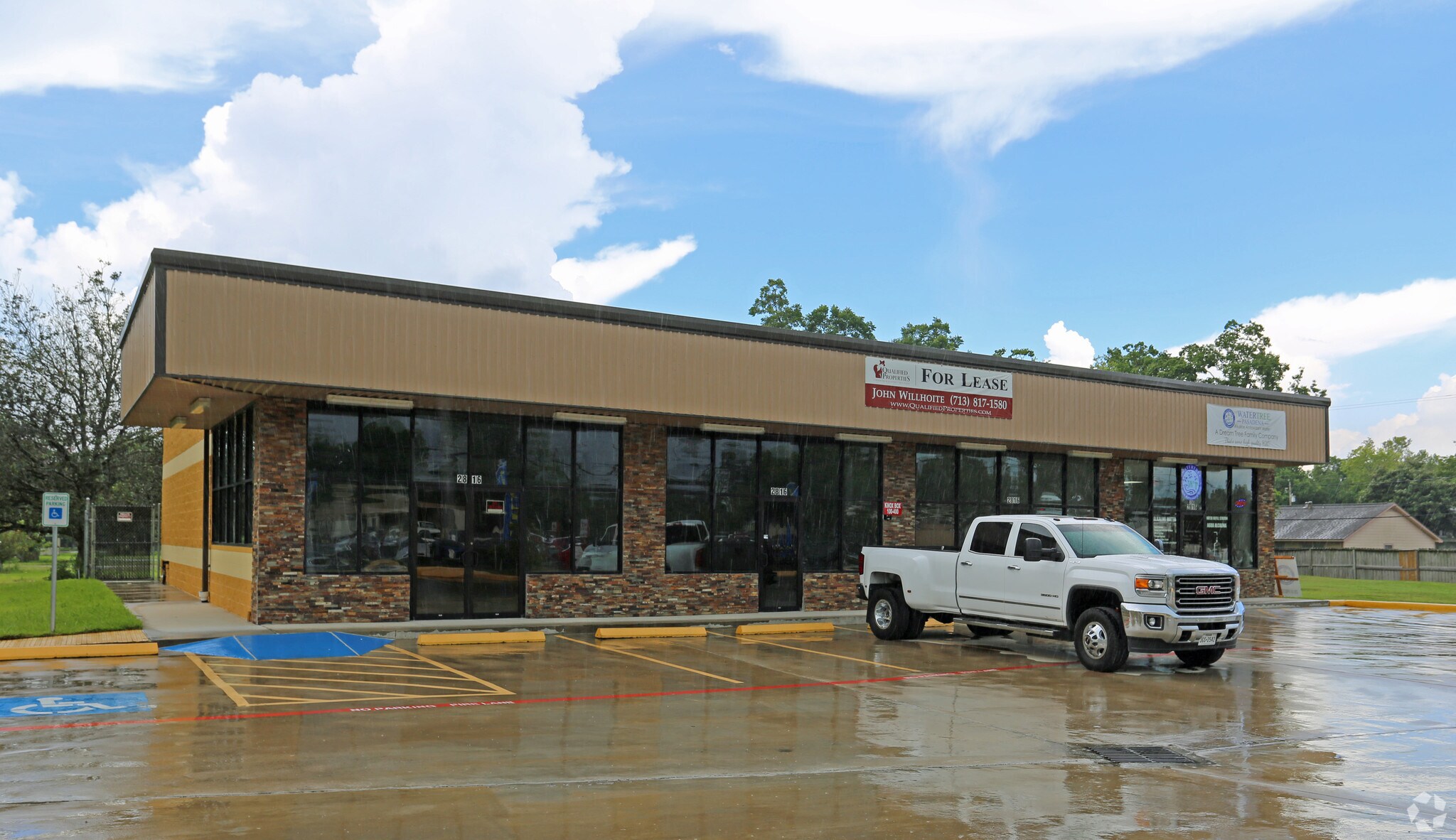 2816 Preston Ave, Pasadena, TX for sale Primary Photo- Image 1 of 1