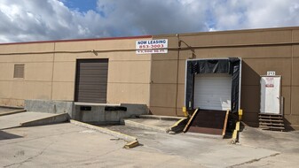 121-217 44th St, Corpus Christi TX - Warehouse