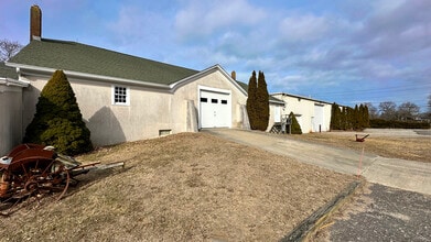 218 County Road 39, Southampton, NY for lease Building Photo- Image 1 of 5