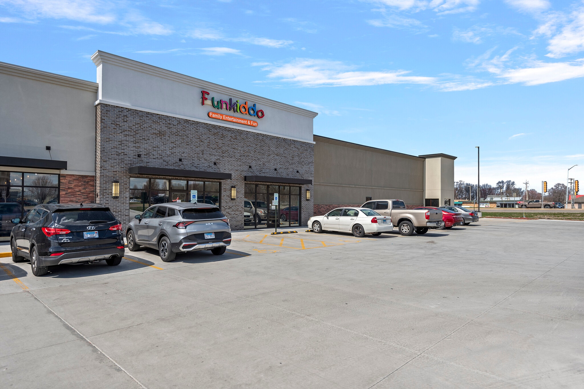 3101 S MacArthur Blvd, Springfield, IL for lease Building Photo- Image 1 of 21