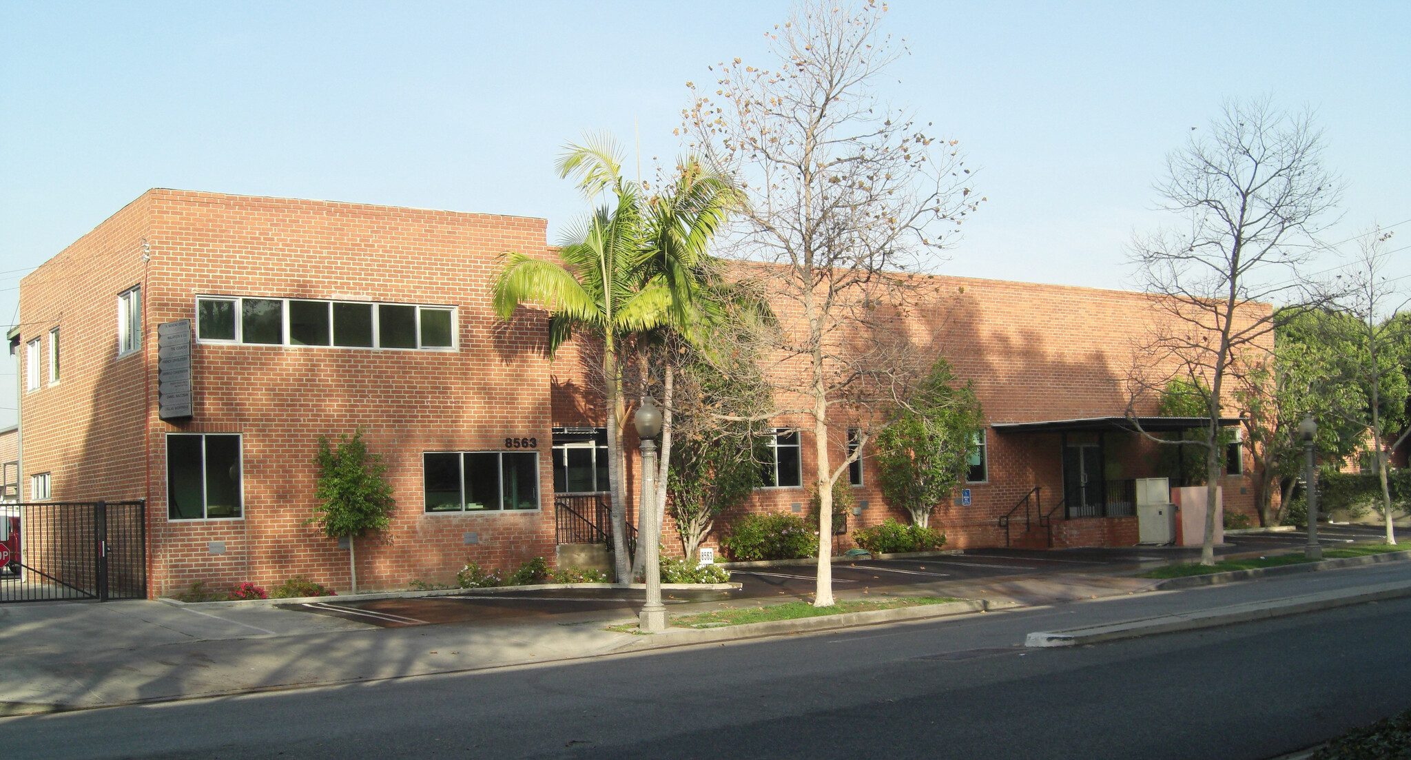 8563-8581 Higuera St, Culver City, CA for lease Building Photo- Image 1 of 17