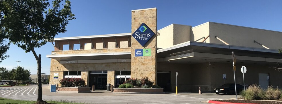 9900 S I-35, Austin, TX for lease - Building Photo - Image 1 of 3