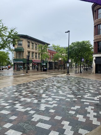 More details for 101-105 State St, Madison, WI - Retail for Sale