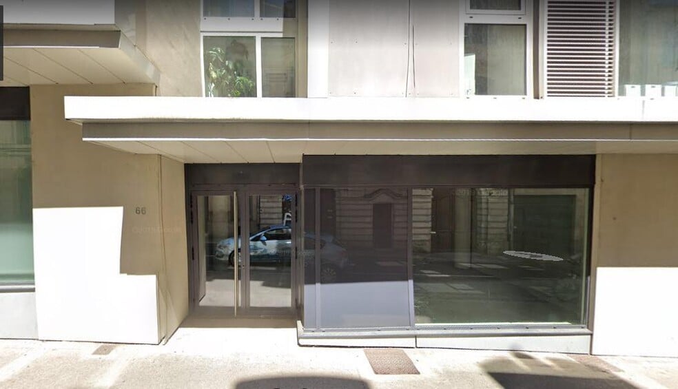 Retail in Poitiers for lease - Building Photo - Image 3 of 5