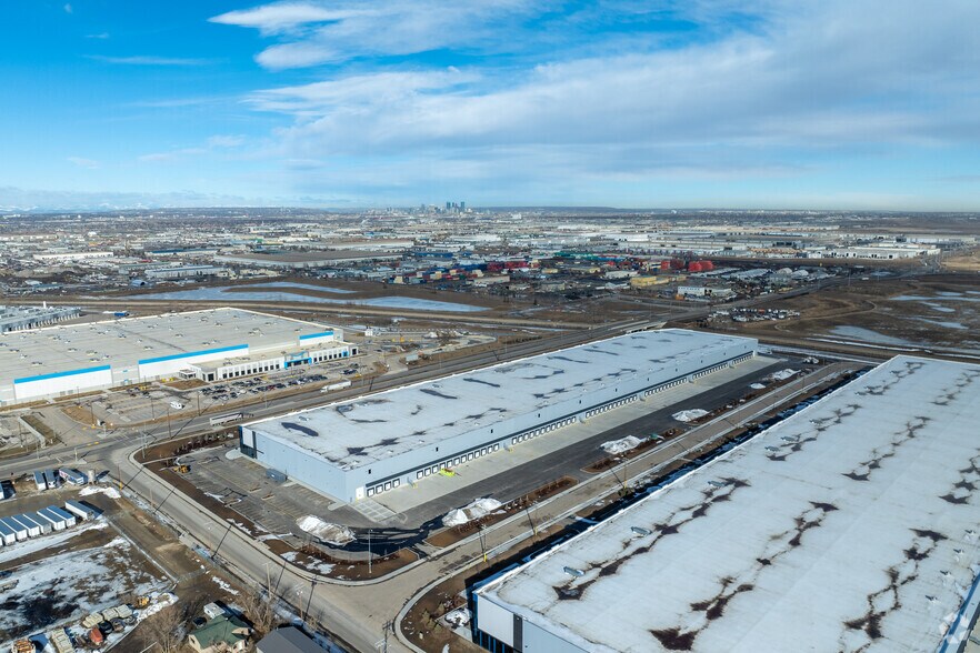 68 68 St SE, Calgary, AB for lease - Aerial - Image 3 of 8