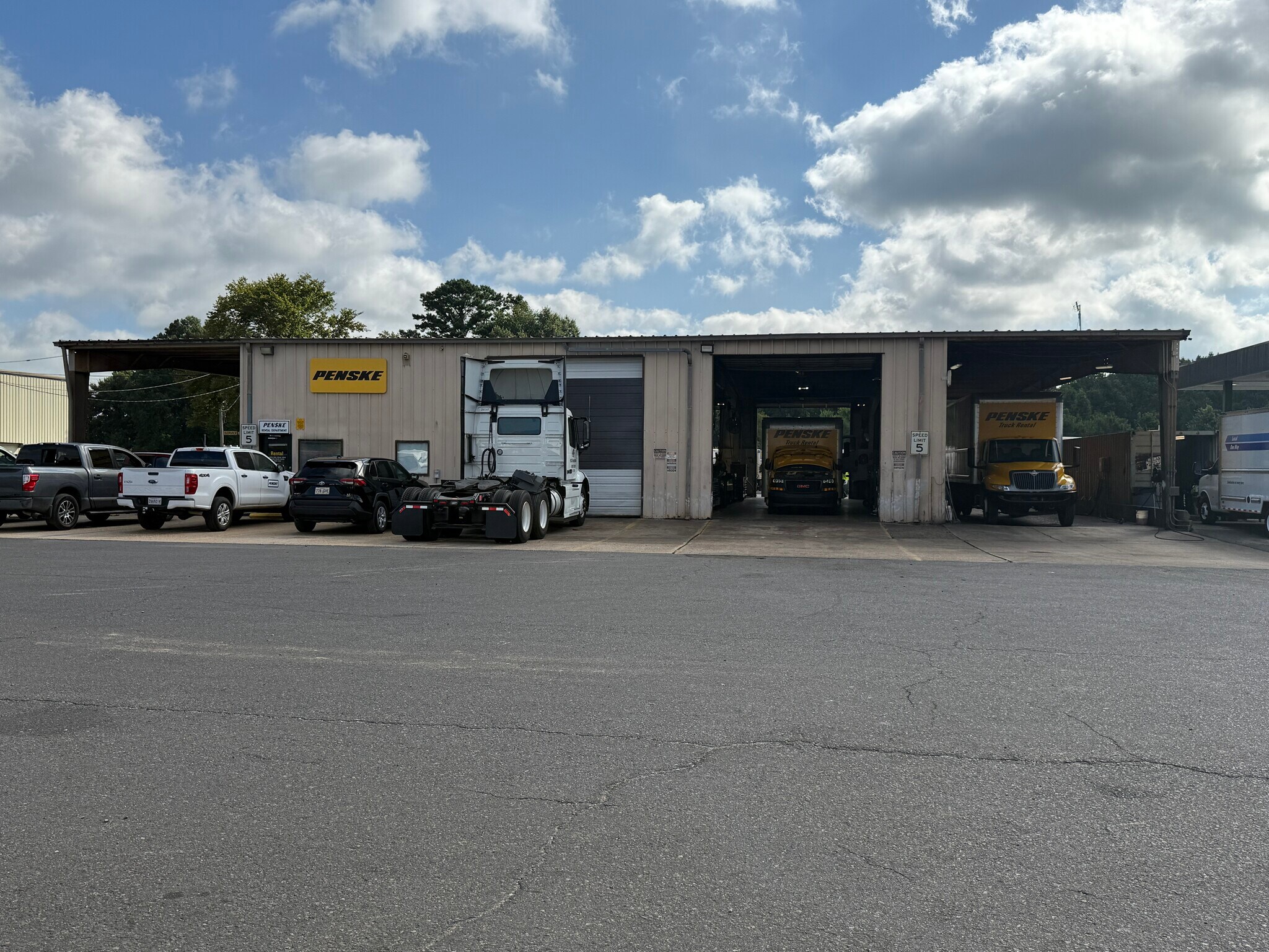 6890 Bert Kouns Industrial Loop, Shreveport, LA for sale Building Photo- Image 1 of 12