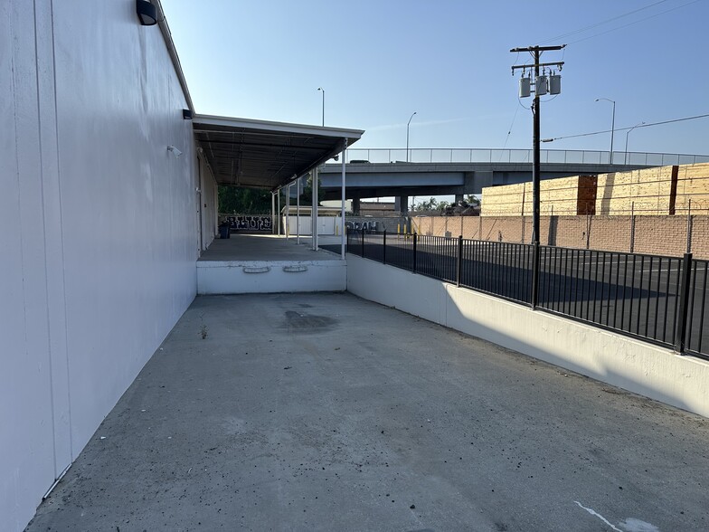 13467 Dalewood St, Baldwin Park, CA for lease - Building Photo - Image 3 of 11