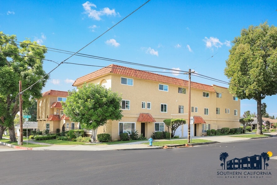 11447 Broadway, Whittier, CA for sale - Building Photo - Image 2 of 38