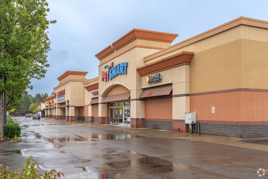 871-889 NE 25th Ave, Hillsboro, OR for sale - Primary Photo - Image 1 of 5