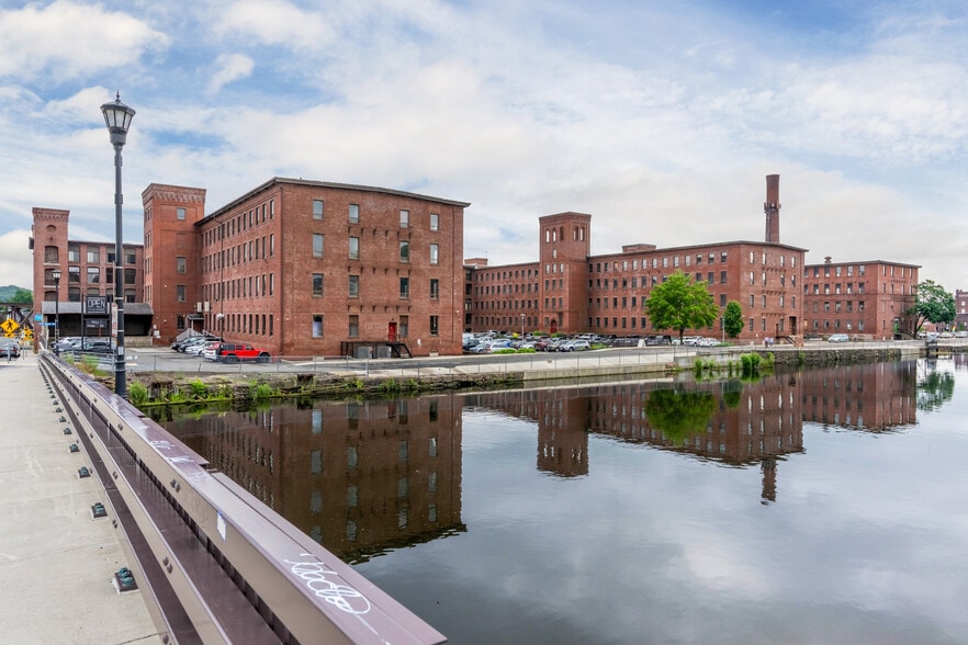 Open Square - Warehouse