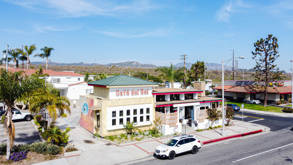 3817 S El Camino Real, San Clemente, CA for lease - Building Photo - Image 2 of 8