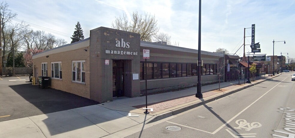 2711 W Howard St, Chicago, IL for sale - Building Photo - Image 1 of 1