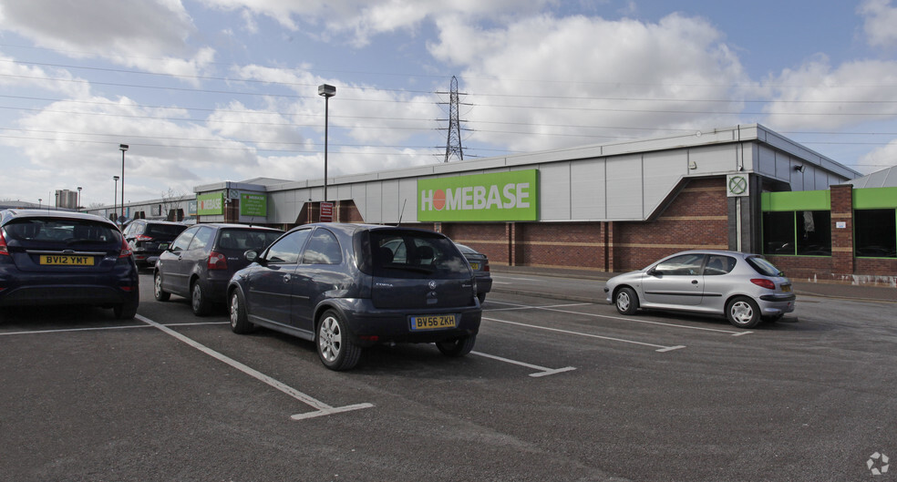 6 Oldbury Ringway, Oldbury for lease - Building Photo - Image 1 of 2