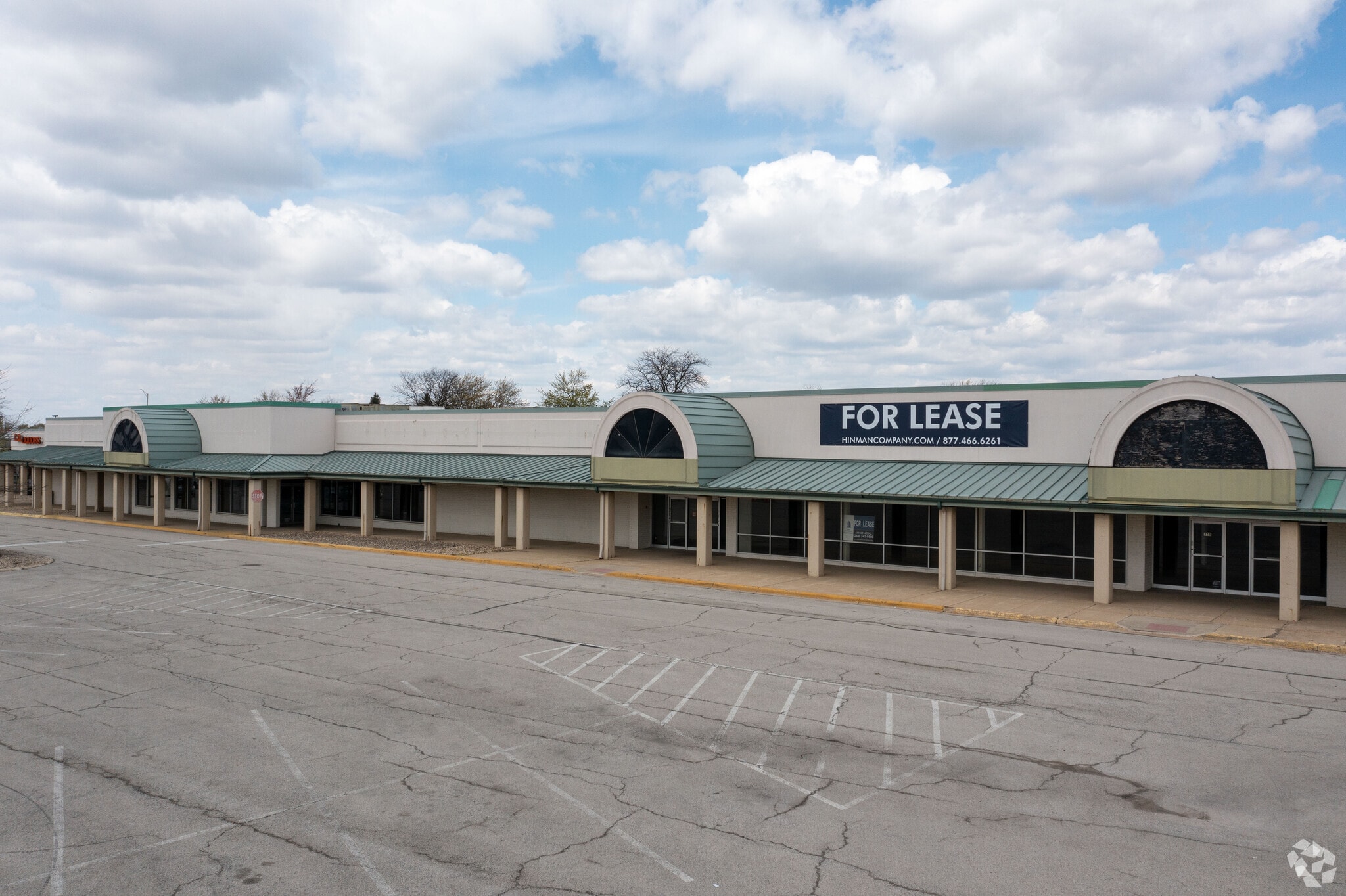 350 S Bolingbrook Dr, Bolingbrook, IL for lease Building Photo- Image 1 of 8