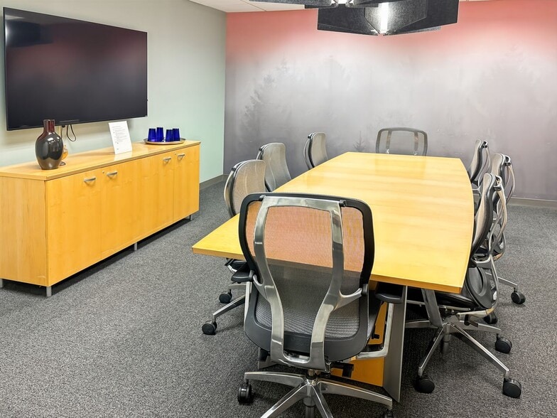 609 SW 8th St, Bentonville, AR for lease - Interior Photo - Image 3 of 13