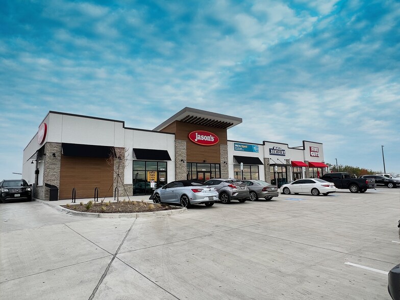 12801 Freeway fwy, Burleson, TX 76028 McAlister Retail