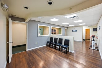 150 NW 70th Ave, Plantation, FL for lease Interior Photo- Image 2 of 11