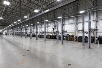 Roseland Business Park, Long Bennington for lease Interior Photo- Image 2 of 3