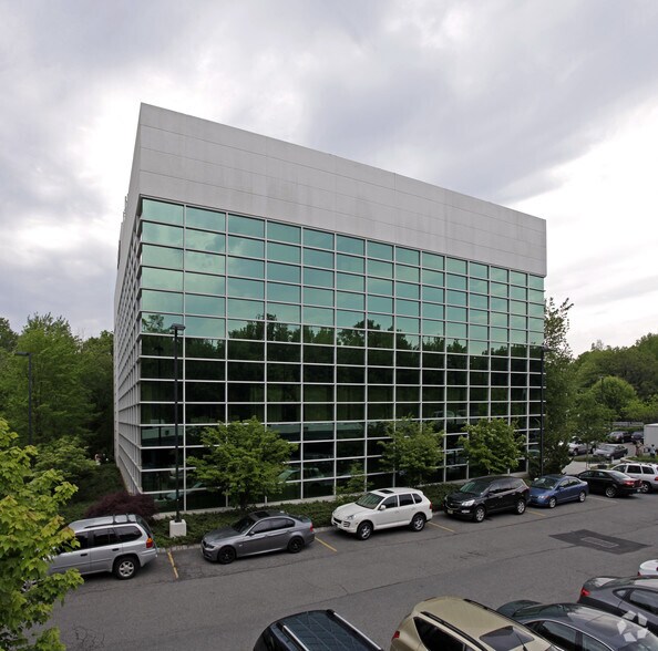 900 South Ave, Staten Island, NY 10314 The Park