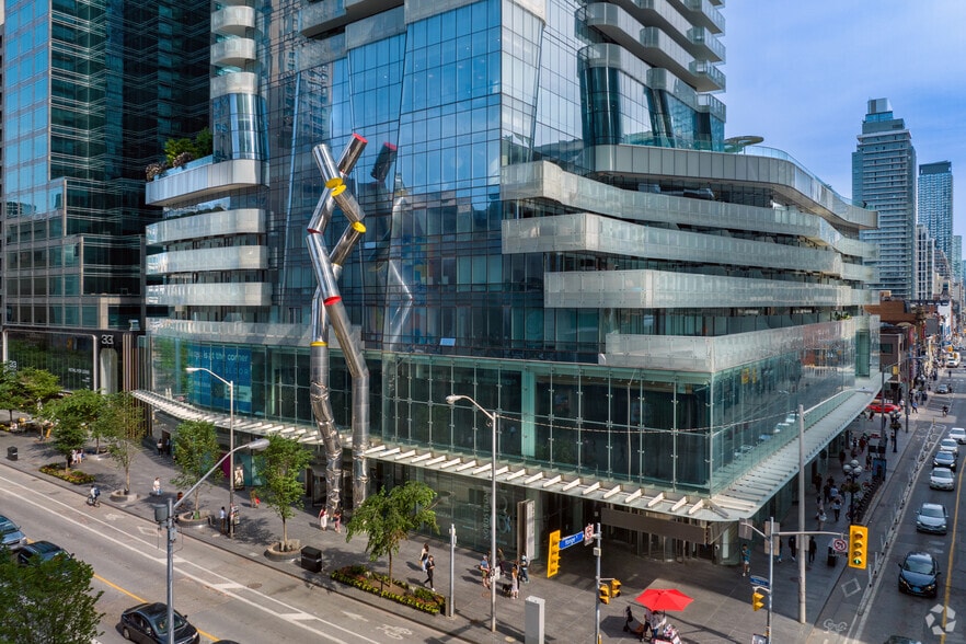1 Bloor St E, Toronto, ON for sale - Primary Photo - Image 1 of 1
