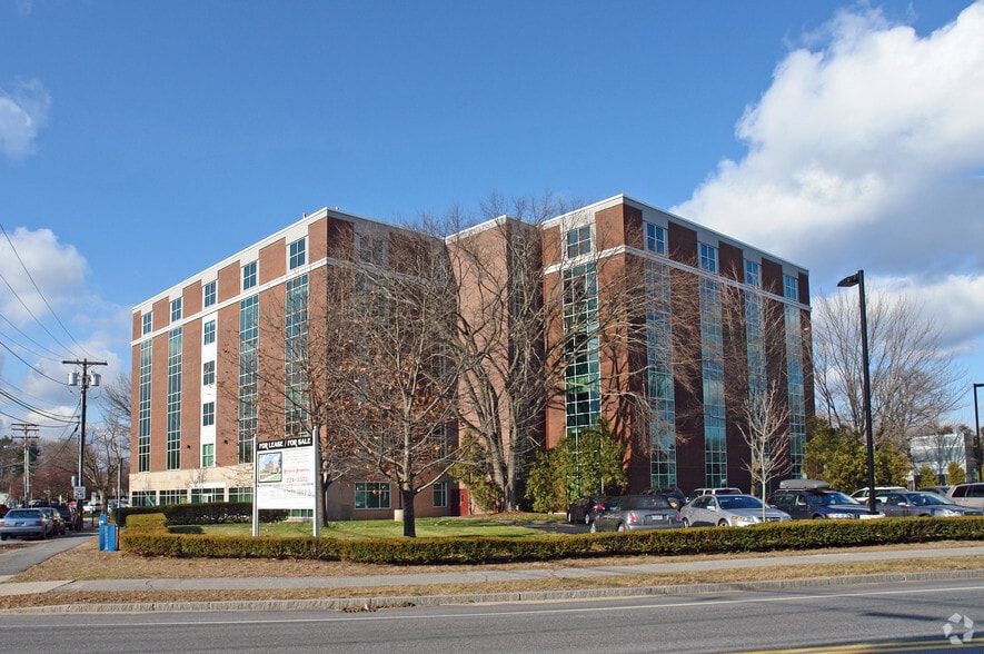 2 Pillsbury St, Concord, NH for sale - Building Photo - Image 3 of 14