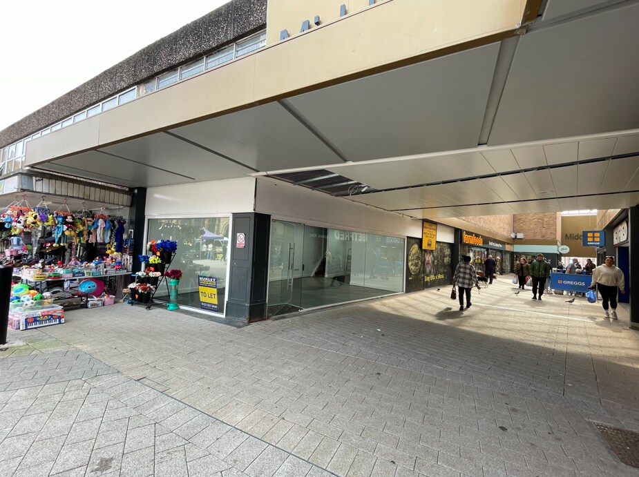 Market Pl, Tamworth for lease Primary Photo- Image 1 of 6