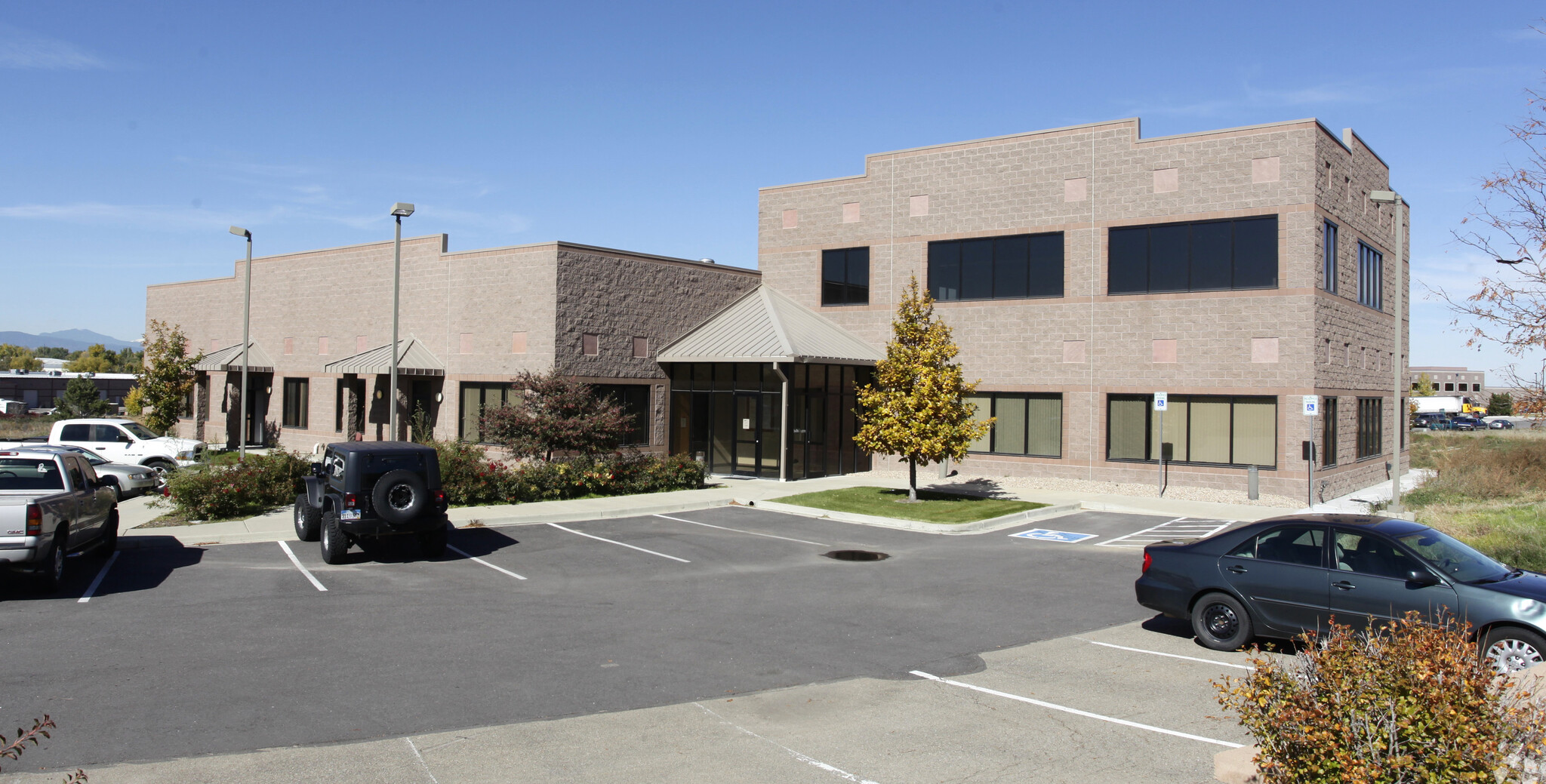 1363 Horizon Ave, Lafayette, CO for lease Building Photo- Image 1 of 10