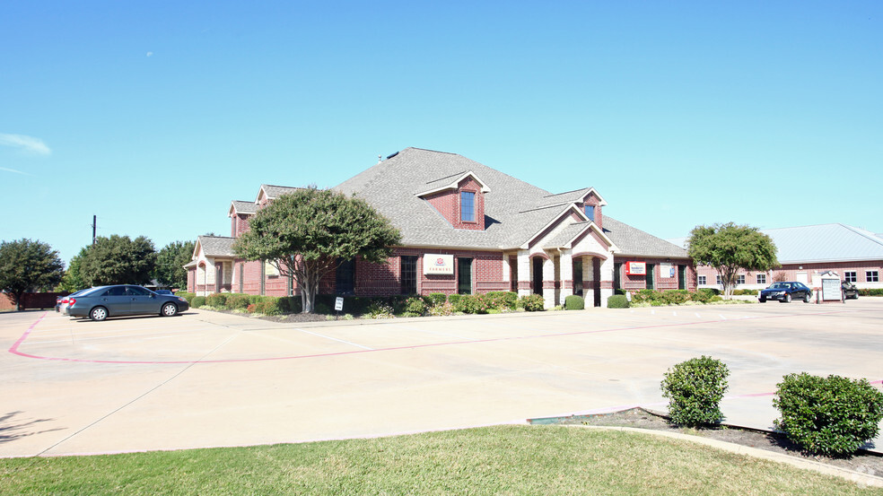 200 N Rufe Snow, Keller, TX for lease - Building Photo - Image 2 of 7