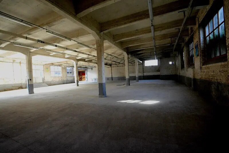 Office in Solesmes for lease - Building Photo - Image 3 of 8