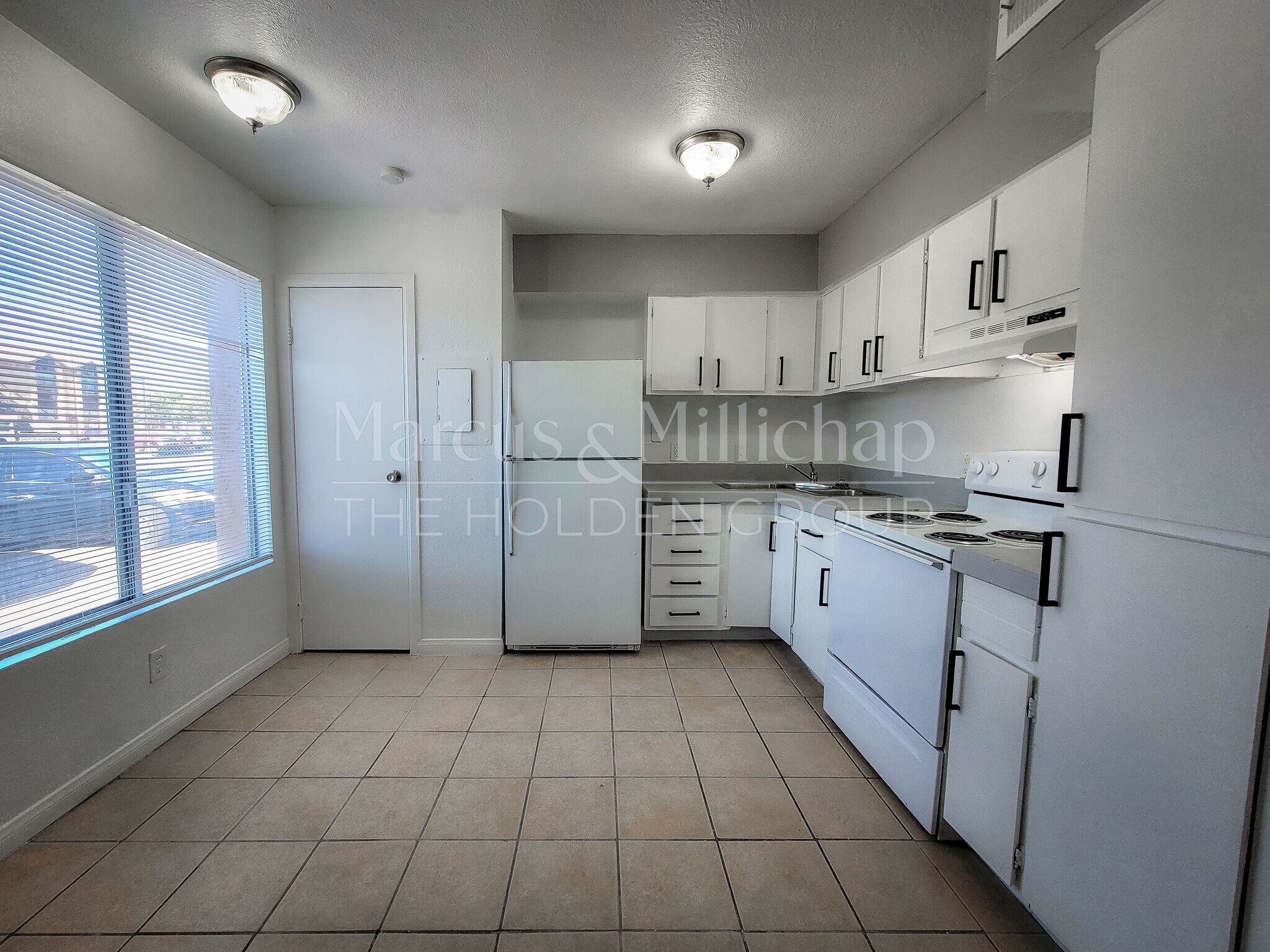 2780 Menlo Square Dr, Las Vegas, NV 89101 Multifamily for Sale