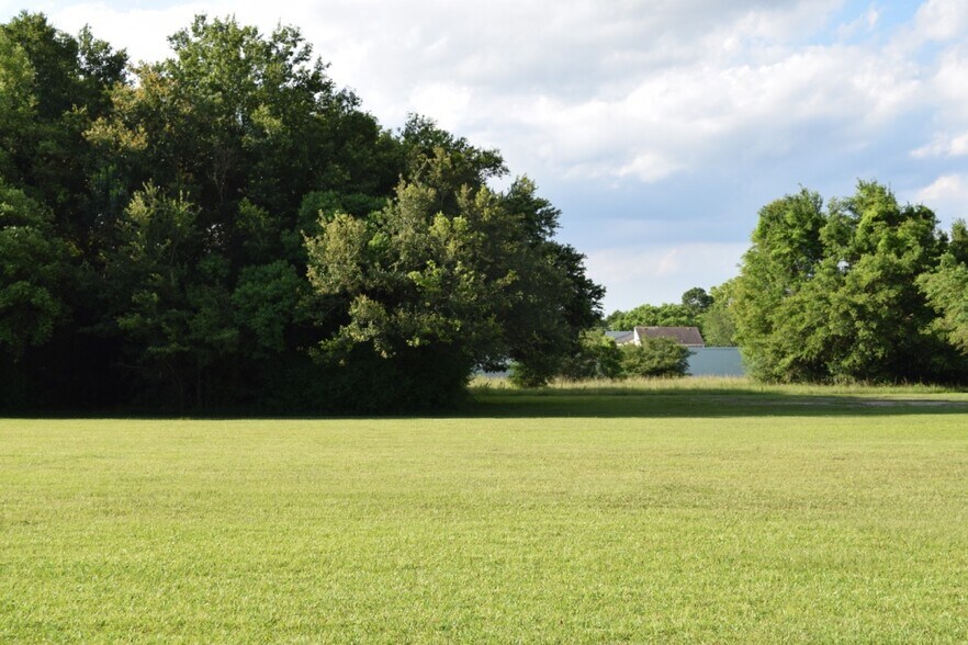 3425 E. Walnut, Pearland, TX for sale - Building Photo - Image 3 of 8