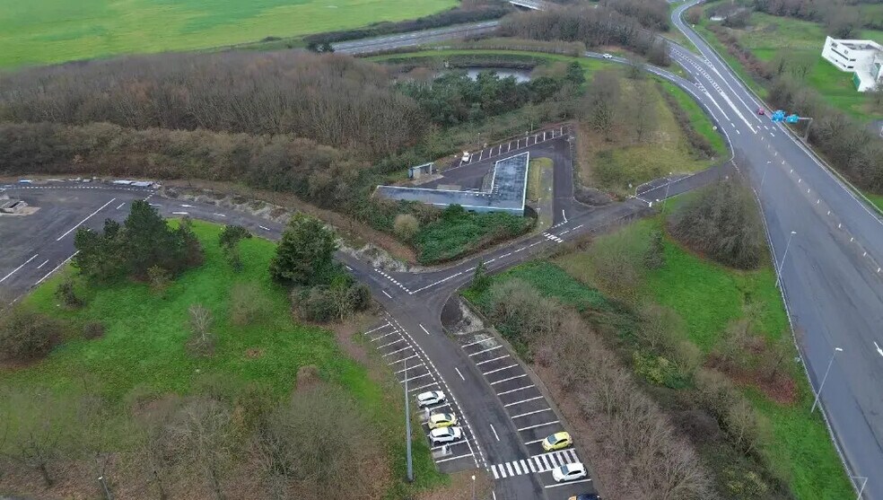 Flex in Montaigu-Vendée for sale - Building Photo - Image 1 of 8